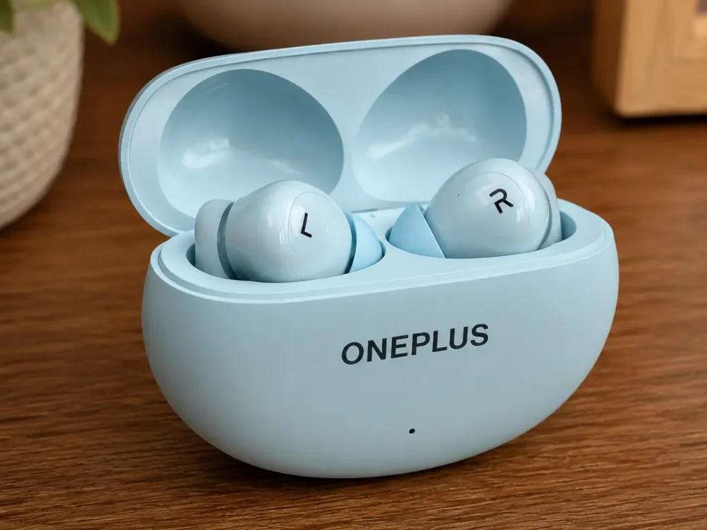 OnePlus Nord Buds 3 wireless earbuds, perfect gift for her.